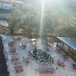Pfefferhaeusl Πανσιόν *